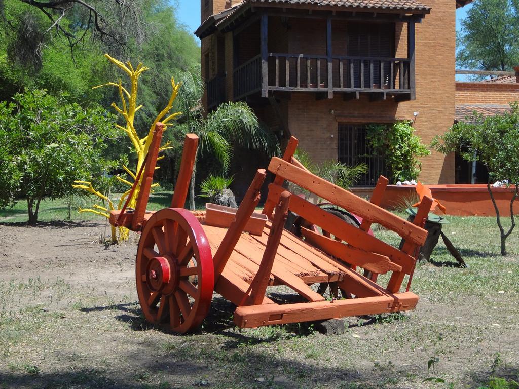 Las Curiosas Hotell Avia Terai Exteriör bild